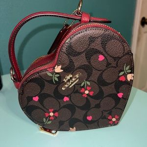 COACH HEART CROSSBODY